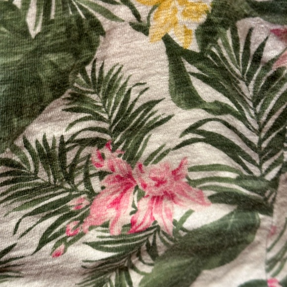 Adorable tropical Old Navy jumpsuit. - Picture 4 of 6